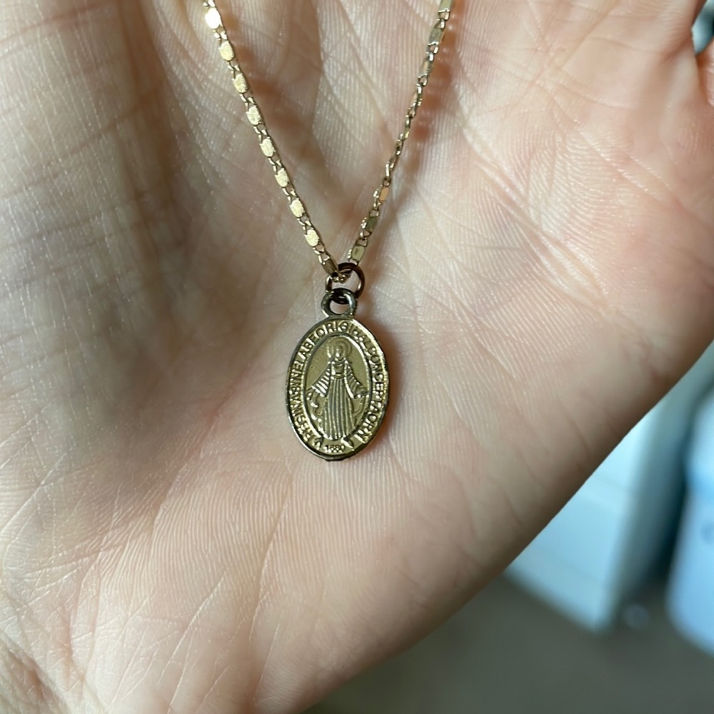 Tilly’s | Religious Necklace